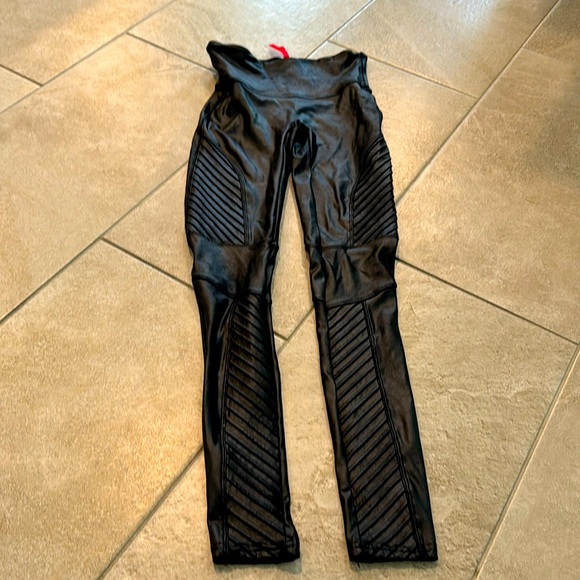 SPANX Pants - Spanx Faux Leather Leggings
